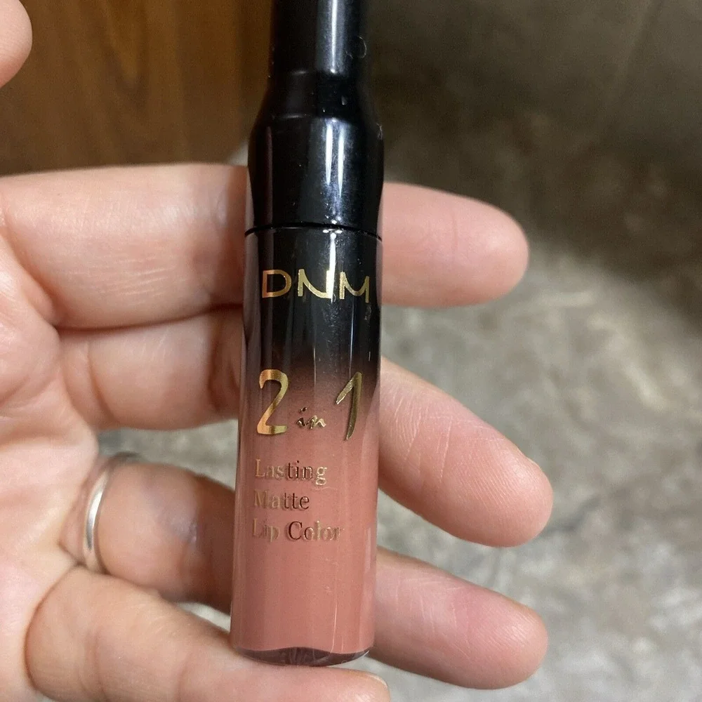 DNM 2 In‎ 1 Lasting Matte Lip Color Liquid Lipstick 06